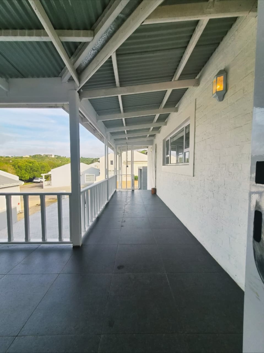 4 Bedroom Property for Sale in Stilbaai Wes Western Cape